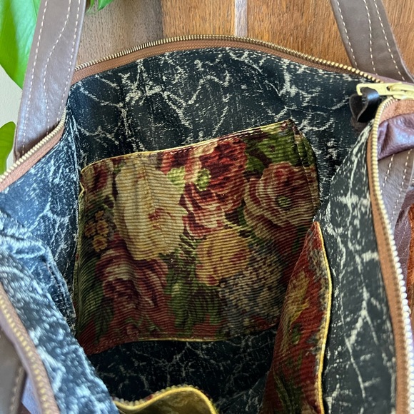 Reby C premium handmade leather and tapestry tote bag - Picture 6 of 12